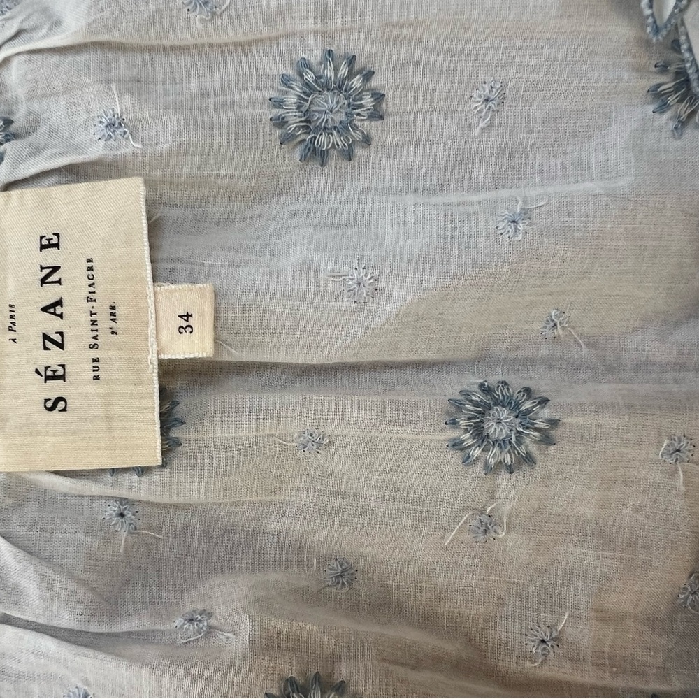 Sezane Kellia shirt size 34/2 blue ecru daisies EUC - Picture 4 of 5